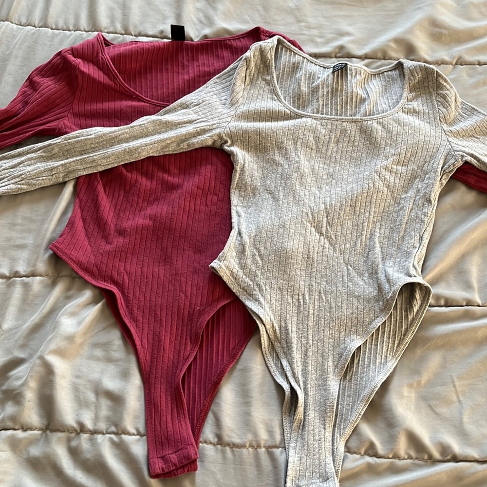 Woman’s Small Long Sleeve Scoop Neck Bodysuits Bundle